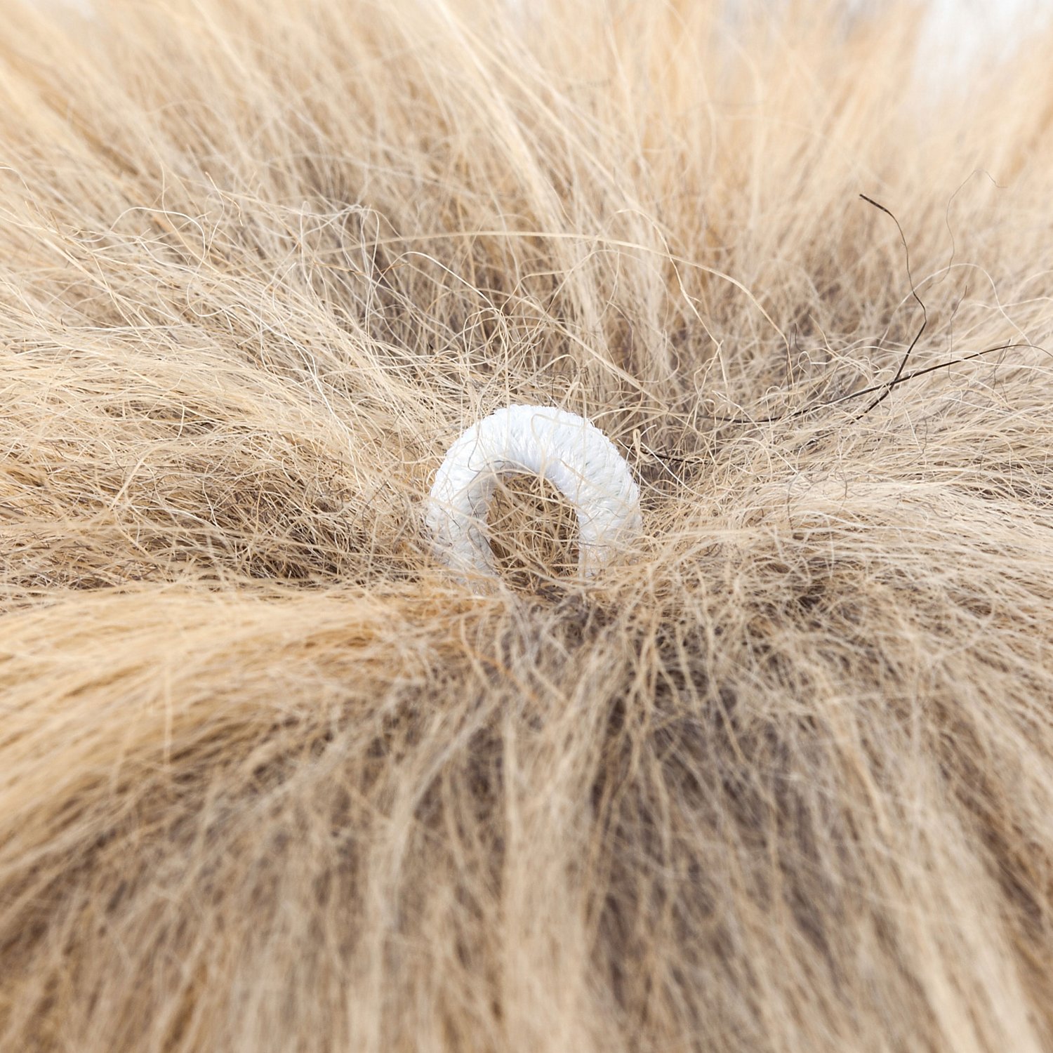 buttinette Fellimitat-Bommel, beige, Größe: 9 cm Ø