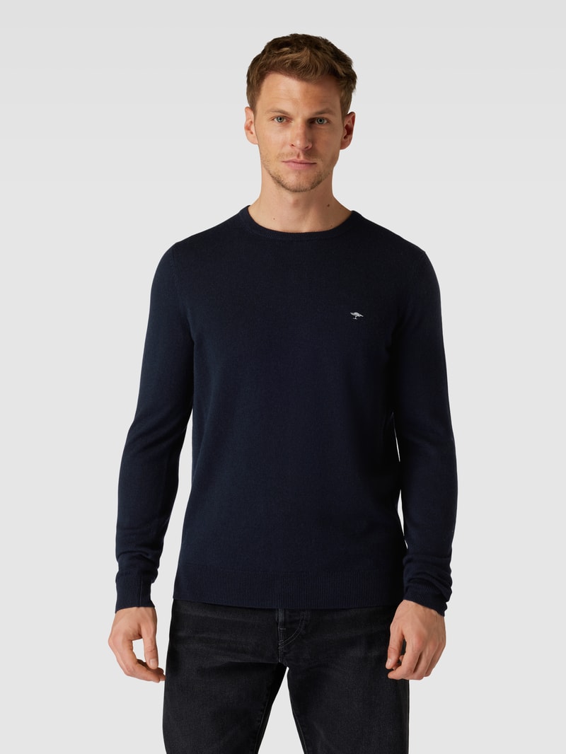 Strickpullover mit Rundhalsausschnitt in marineblau