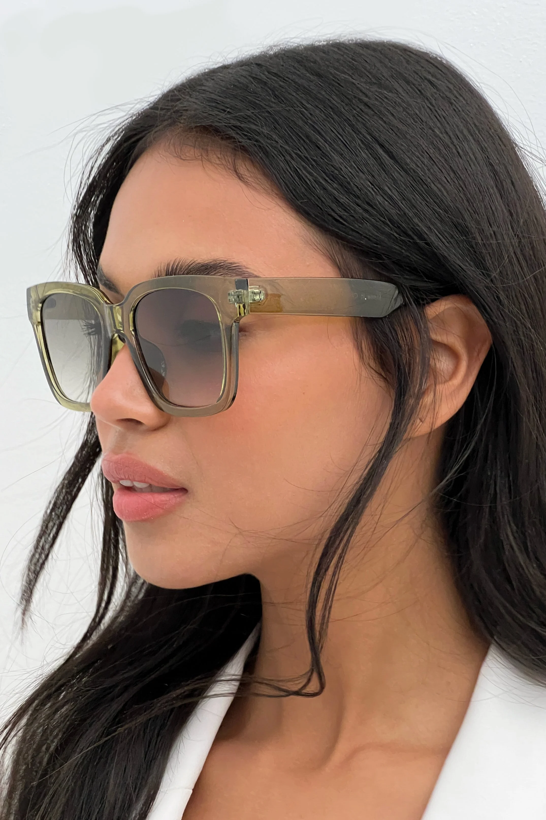 Große runde recycelte Sonnenbrille