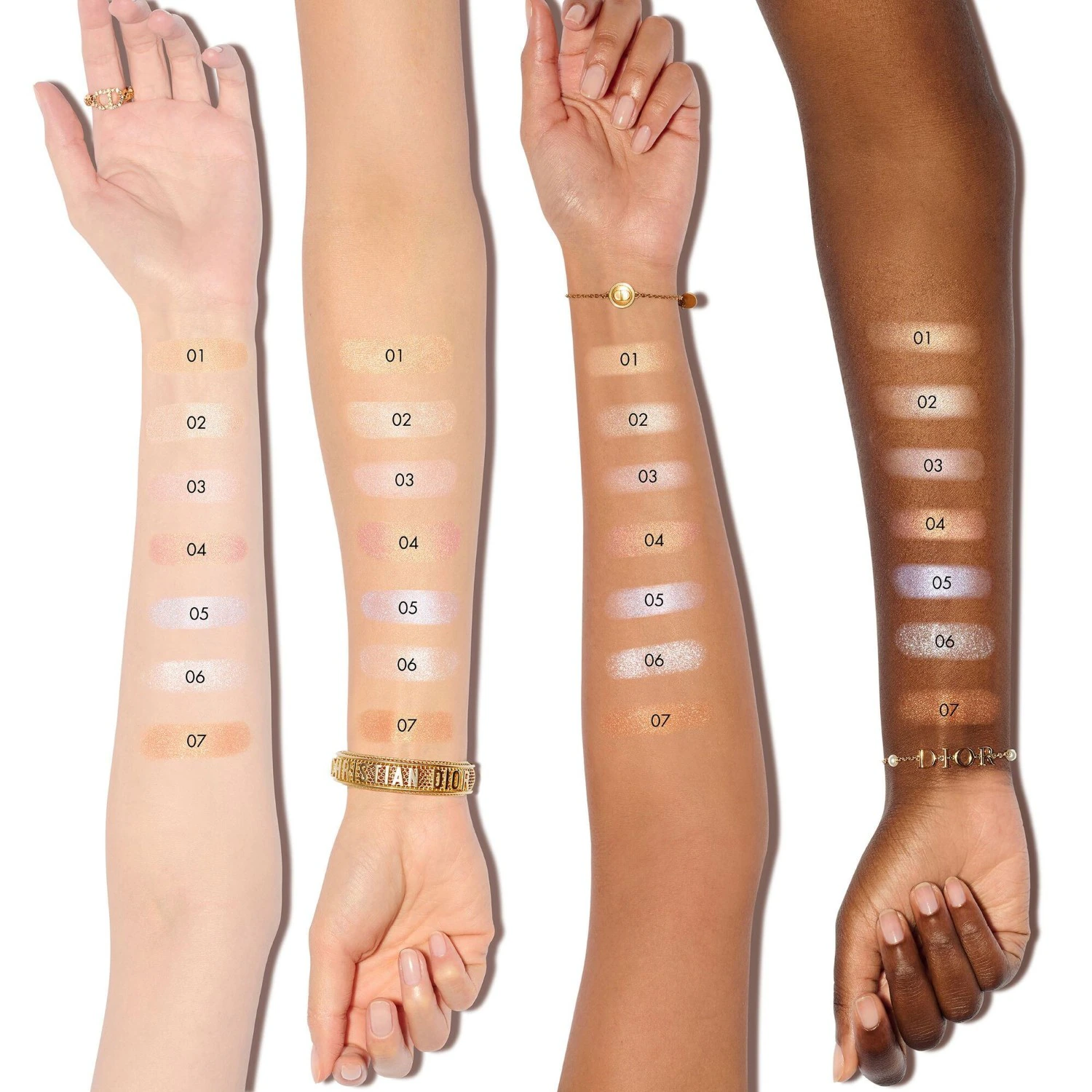 DIOR Glow Luminizer – rozświetlacz z kwasem hialuronowym