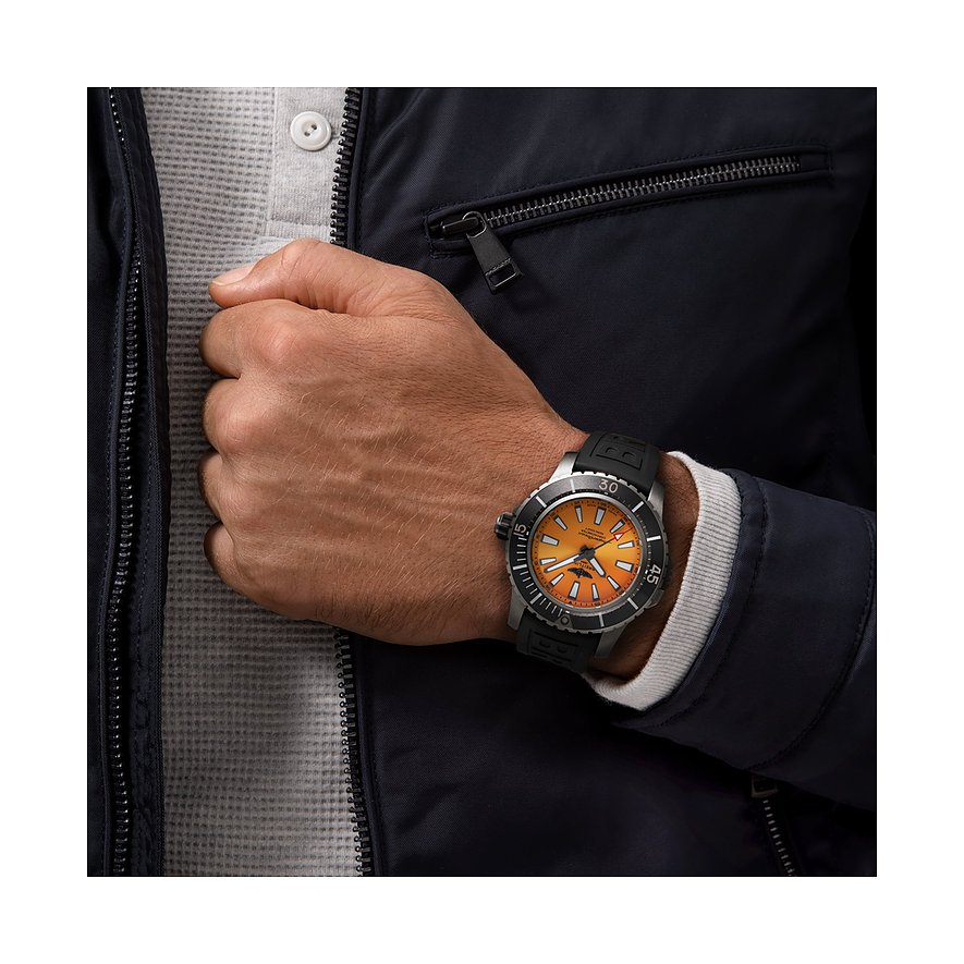 Breitling Herrenuhr Supercoean Automatic 48 Titan