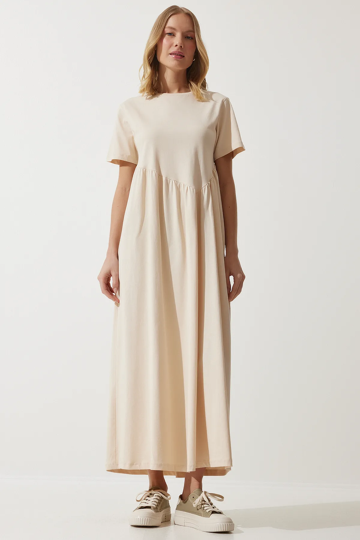 Happiness İstanbul  Damen-Vanilla-gerafftes langes Strickkleid MC00272