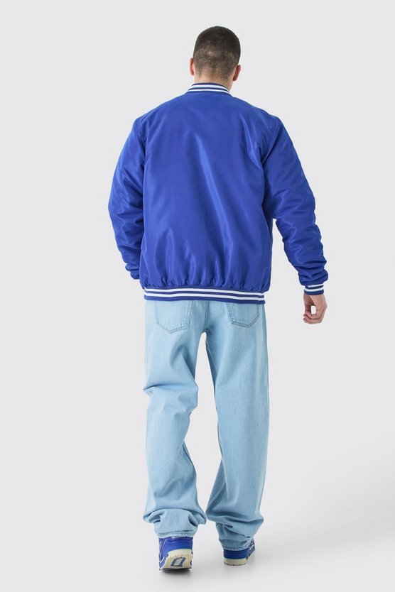 Tall lockere Jeans mit Acid-Waschung