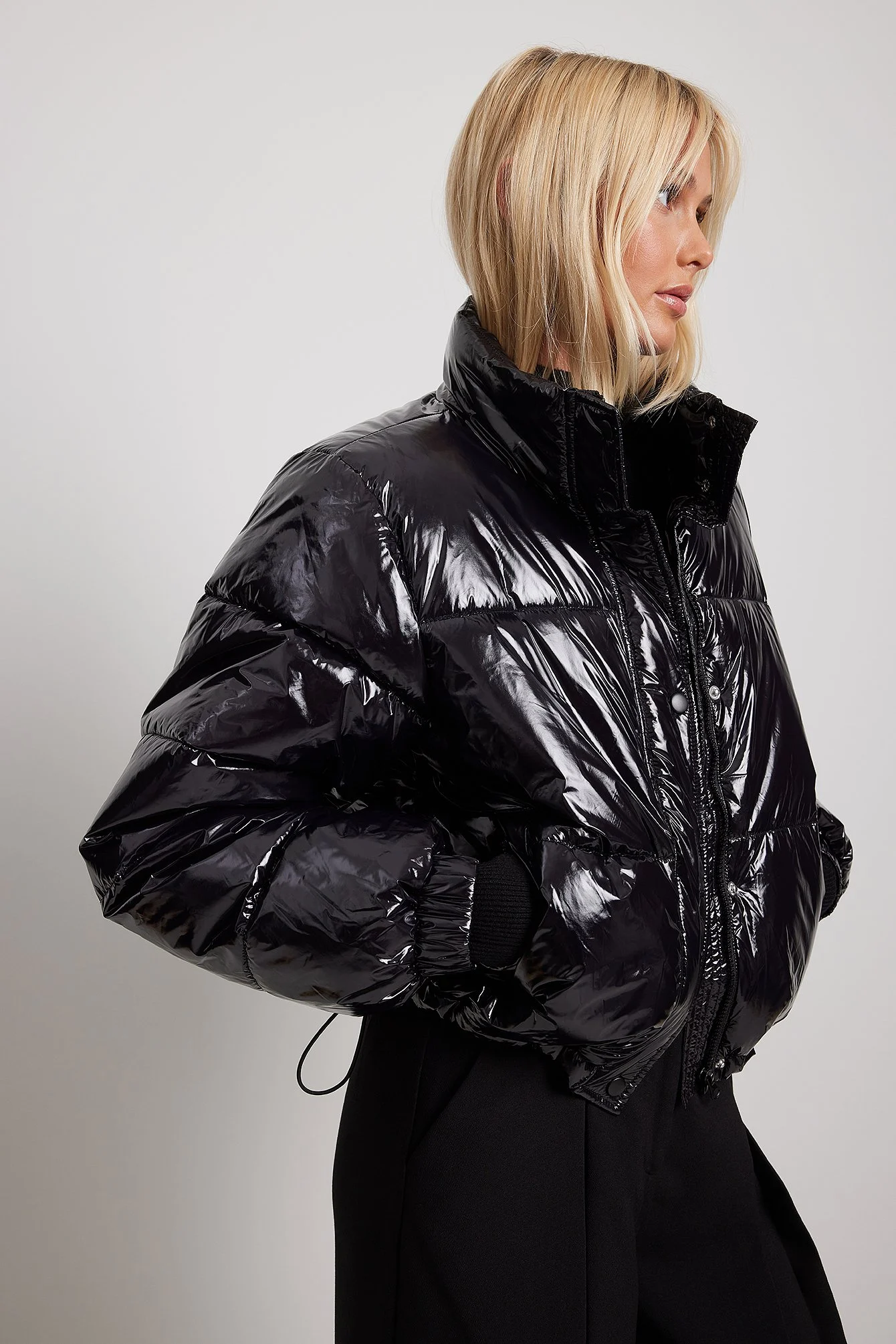 Gepolsterte glänzende Jacke