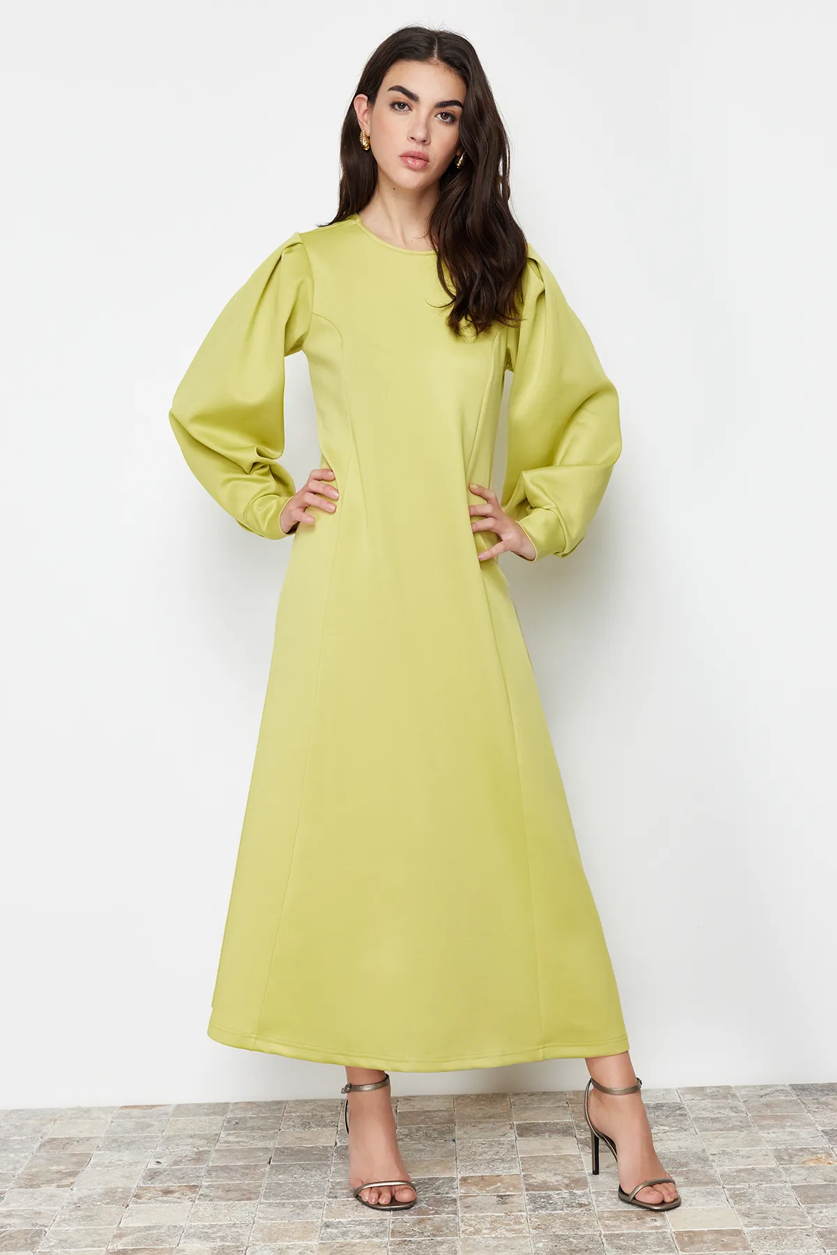 Trendyol Modest  Ölgrünes Scuba-A-Linien-Kleid - TCTSS24EB00110