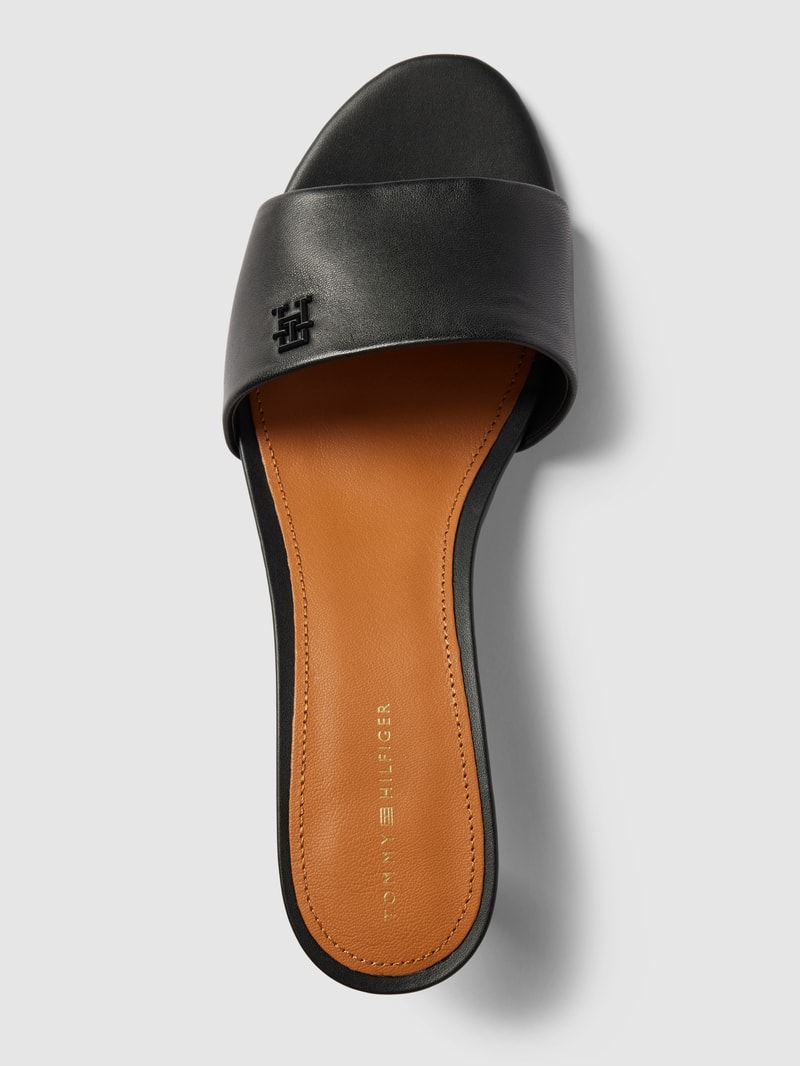 Sandaletten mit Label-Detail Modell 'ELEVATED' in schwarz