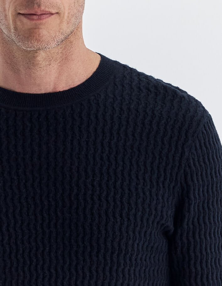 Pull marine tricot reliefé Homme