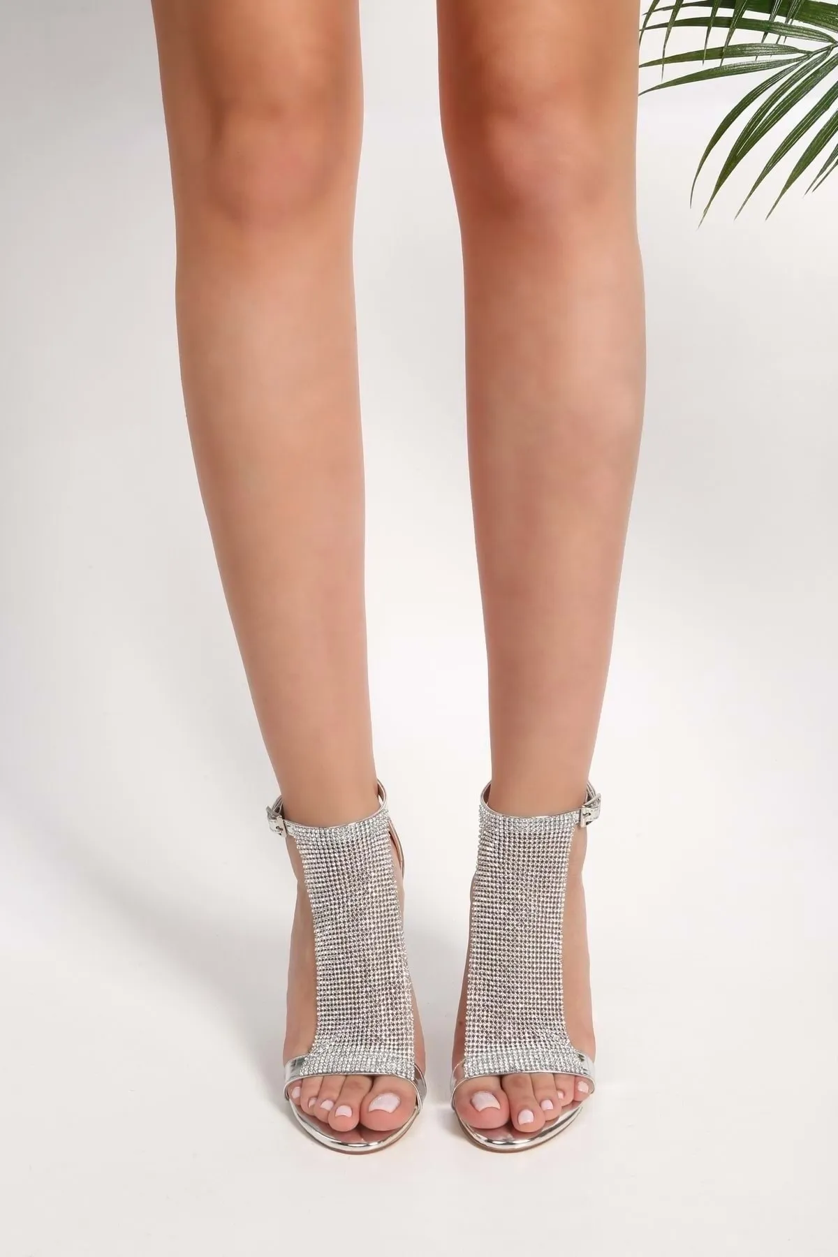 Shoeberry  Mercy Schuhe mit Absatz und Silbersteinen für Damen