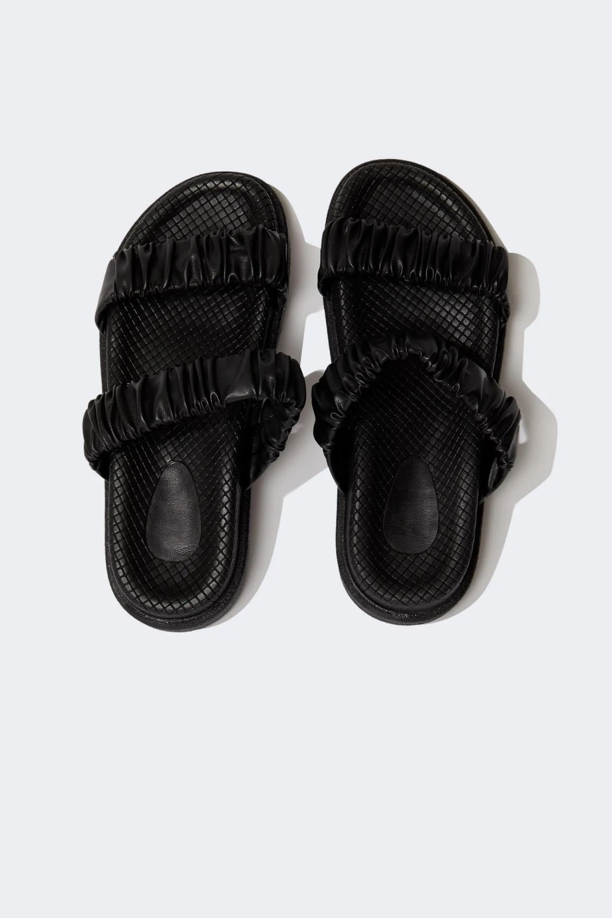 DeFacto  Damen-Sandalen mit doppeltem Riemen und dicker Sohle