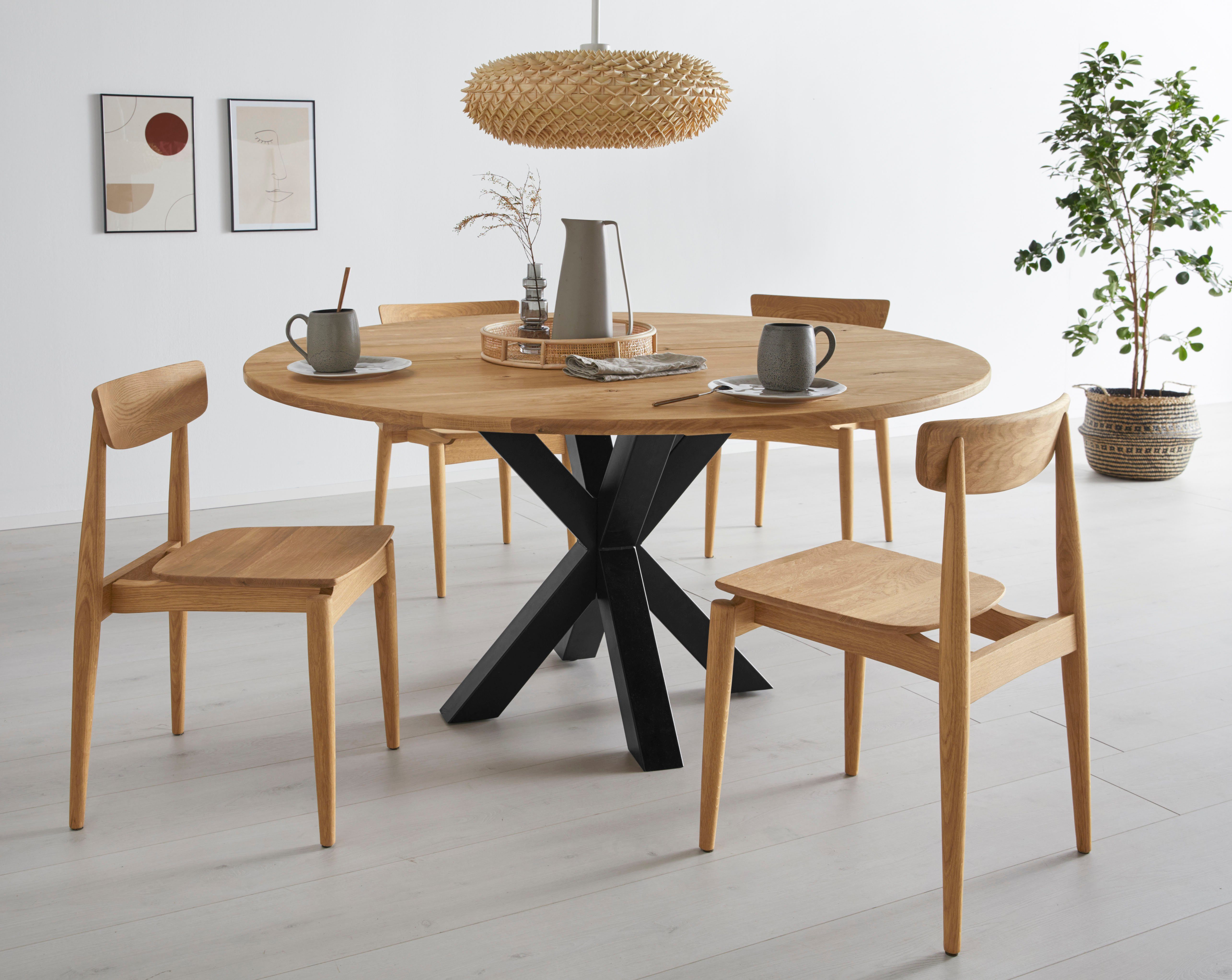 OTTO products 4-Fußstuhl Veikko (Set, 2 St), vegan, mit pflanzlichem Bio Öl behandelt, Massivholz Eiche, stapelbar