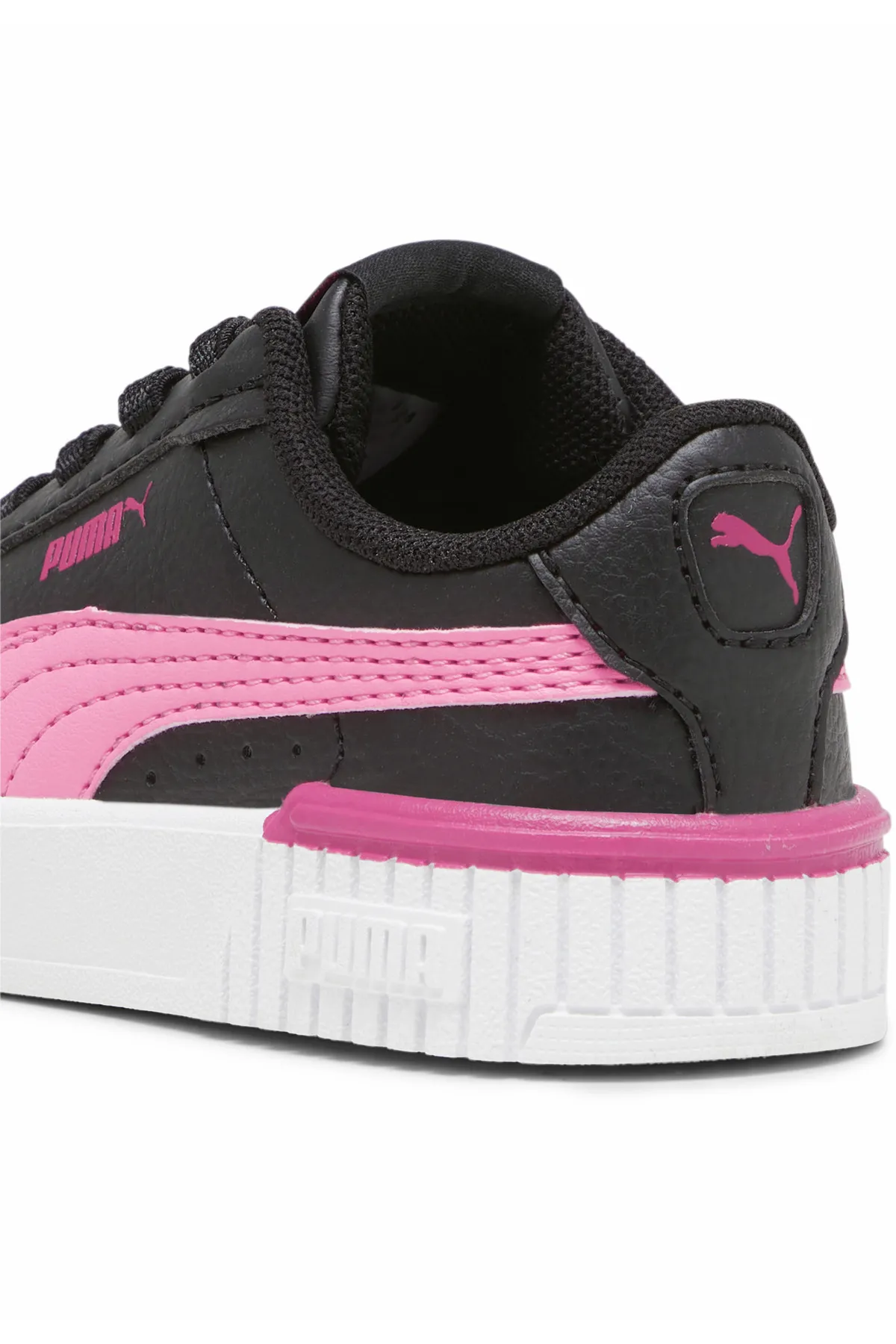 Puma  Sneaker - Schwarz - Flacher Absatz