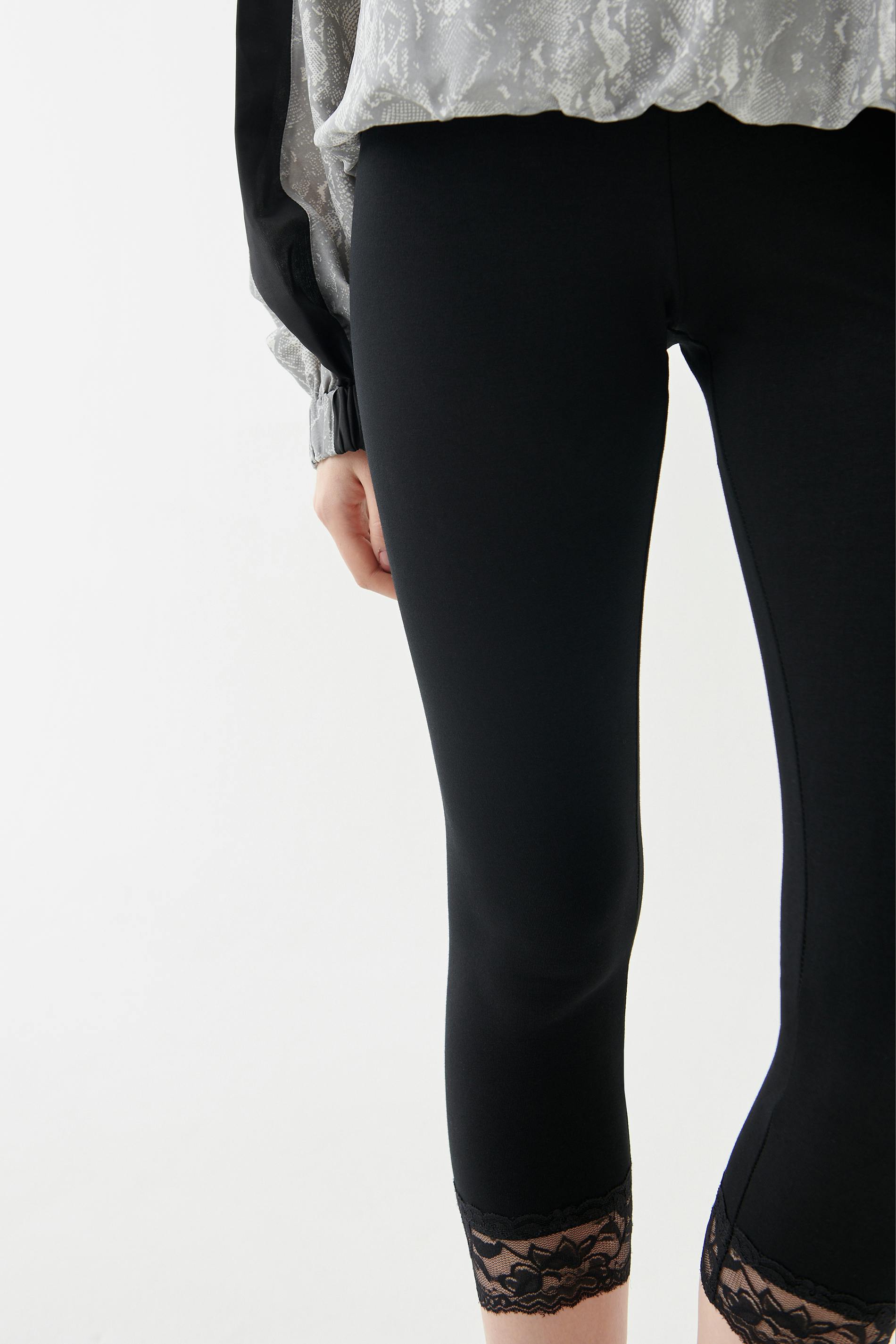 Basic short leggings lace