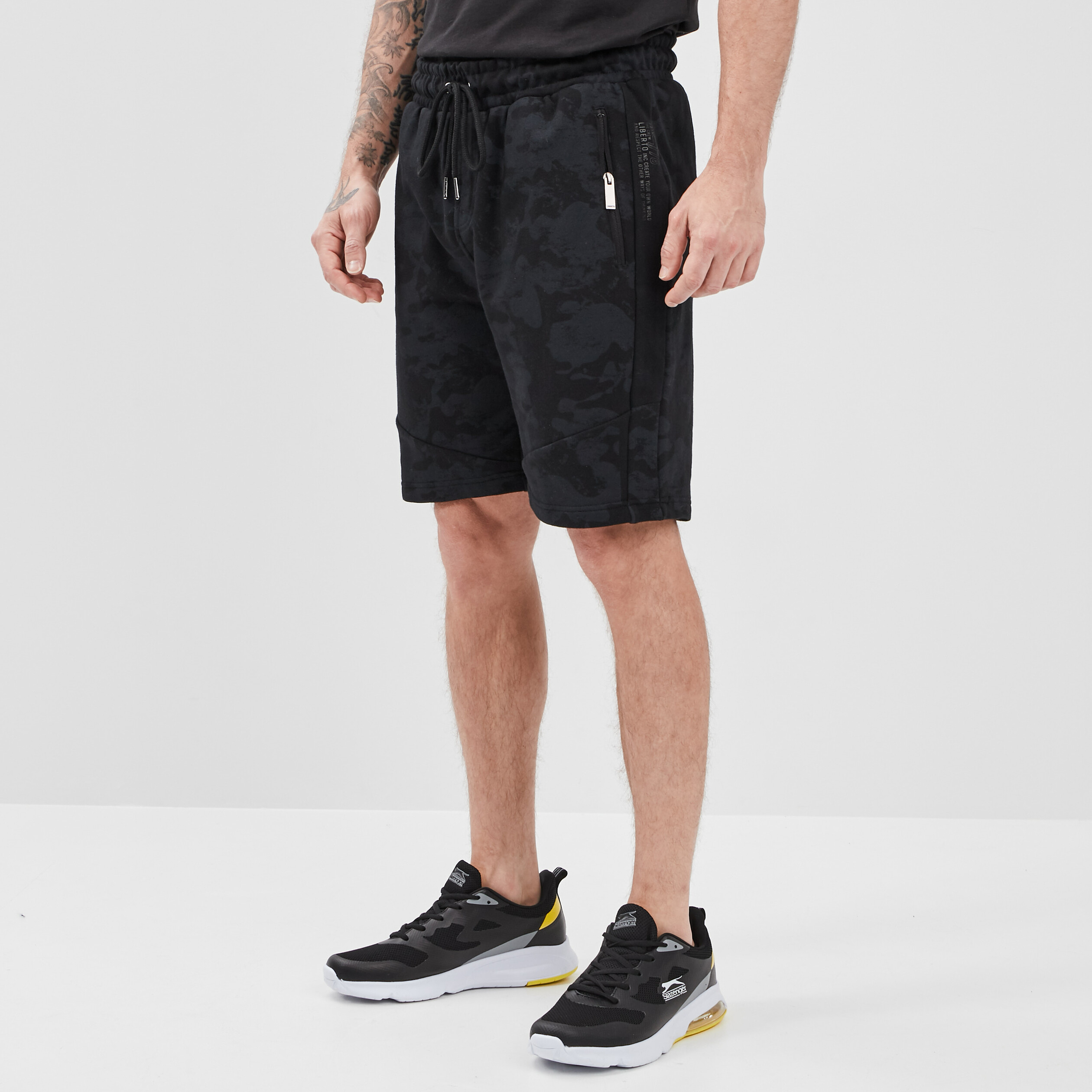 Short jogging droit à coulisse noir homme | La Halle