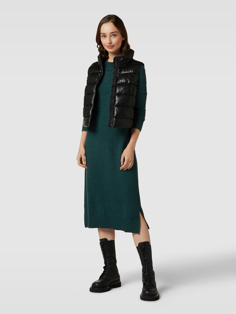 Knielanges Strickkleid mit Seitenschlitzen Modell 'Viril' in dunkelgrün
