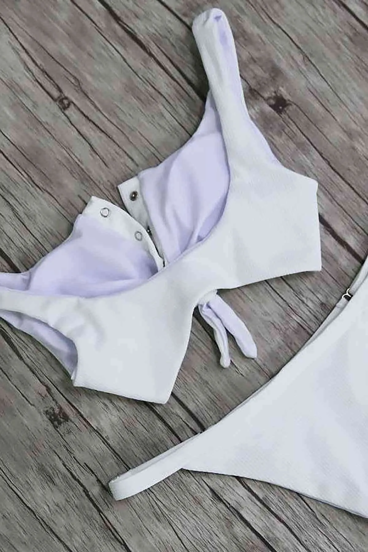 Angelsin  Pilelistore Weißes Snap-On-Bikinioberteil Weiß - Ms42109-weiß
