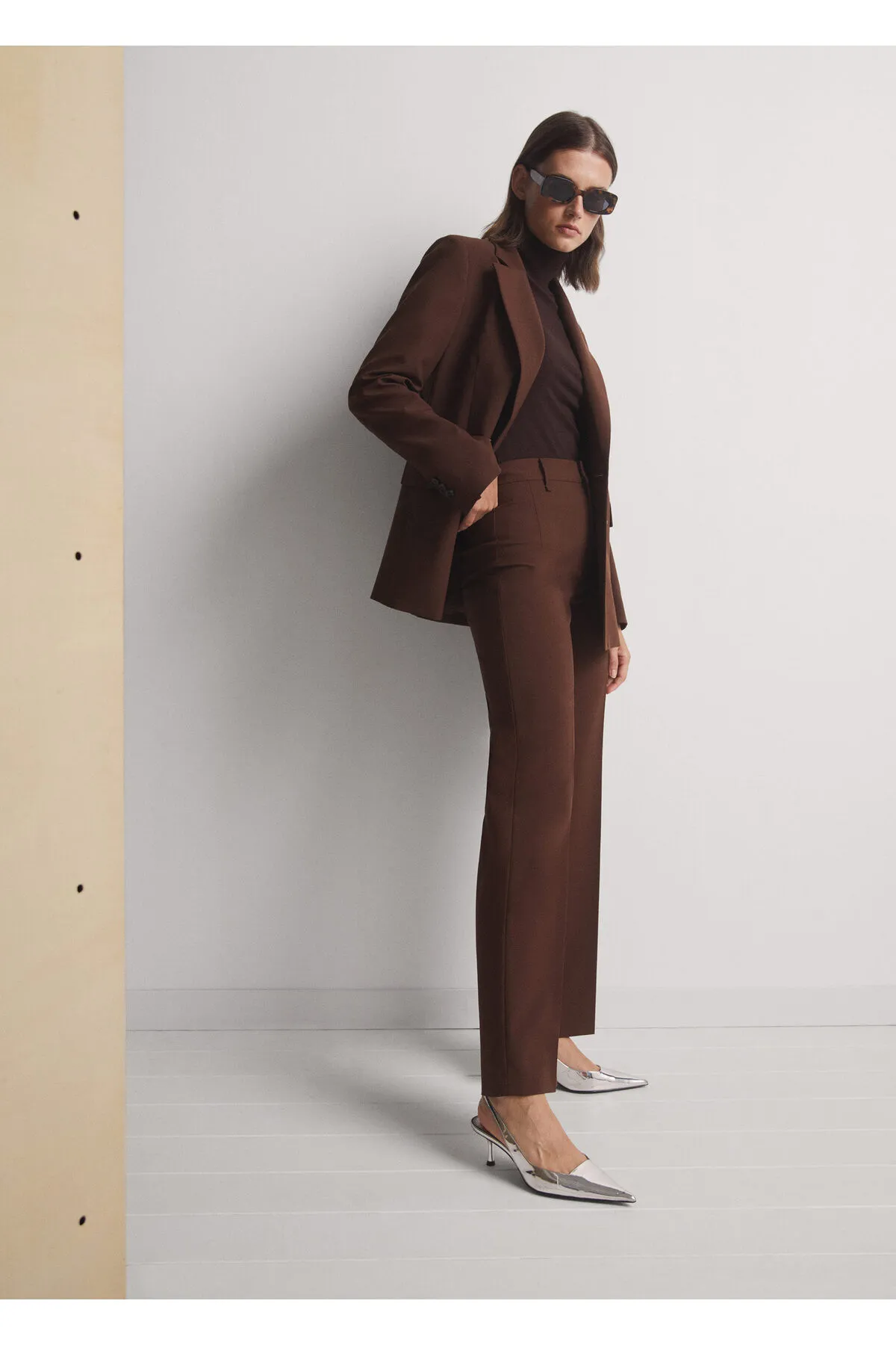 MANGO  Braune Damenhose 37084377