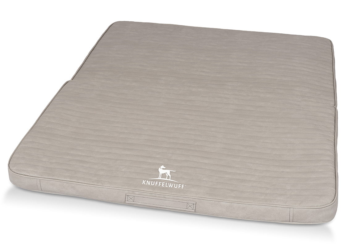 Knuffelwuff Hundematten Knuffelwuff Faltbare Reisematte Orthopädisch Roanoke aus Laser gestepptem Kunstleder grau M-L