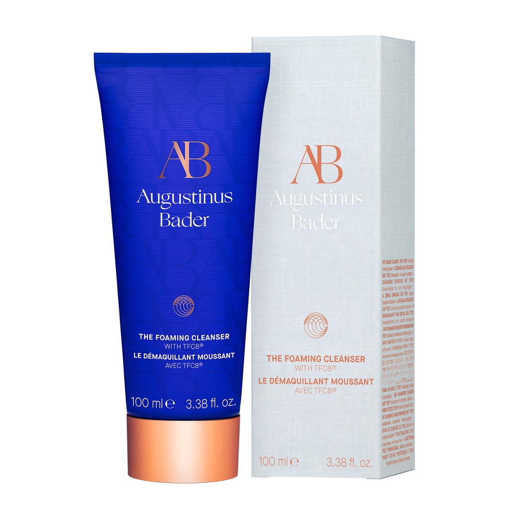 augustinus bader The Foaming Cleanser Une texture légère de crème qui se transforme en mousse.