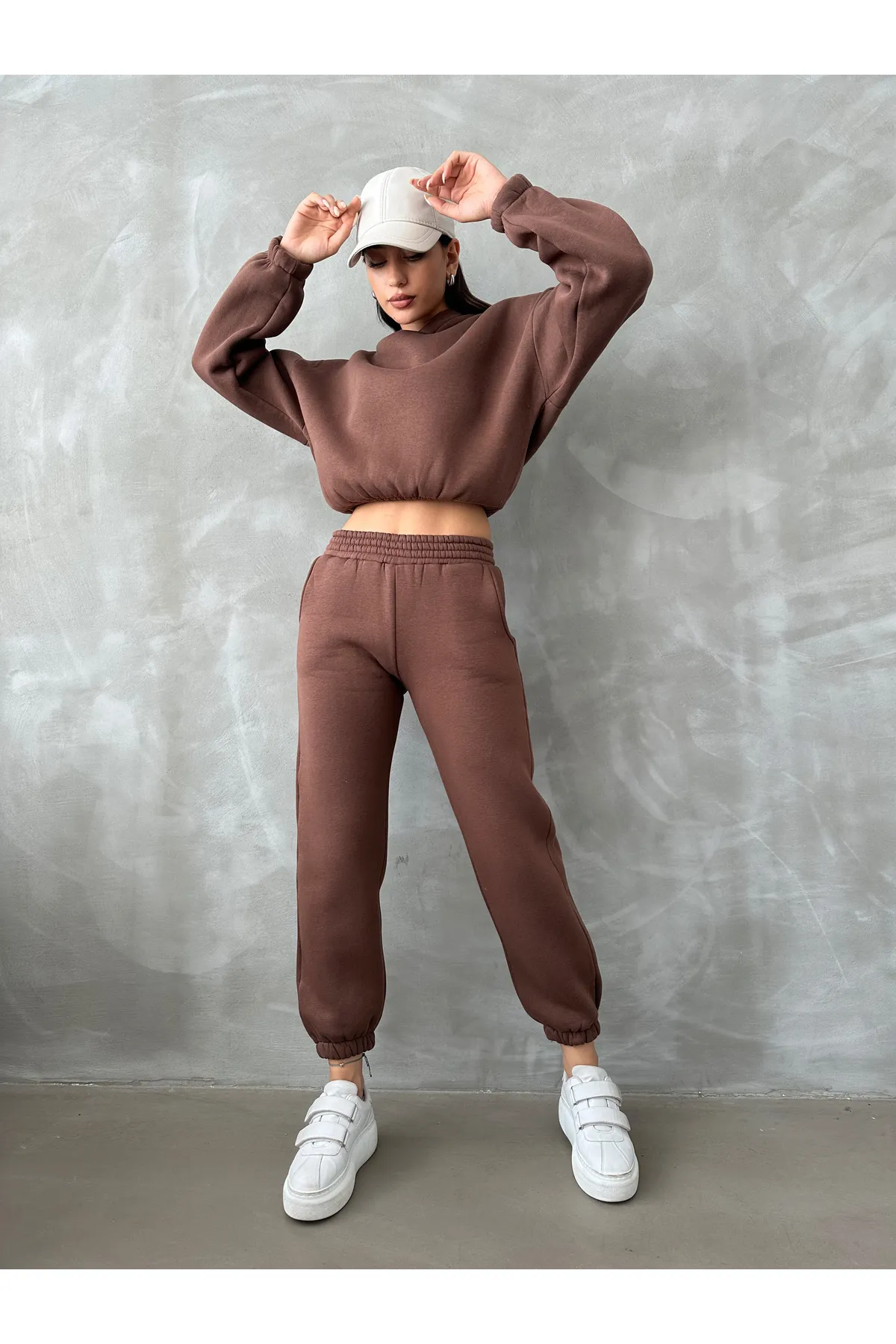 BEJNA  Basic-Trainingsanzug-Set für Damen aus brauner Baumwolle mit Fleece-Innenseite