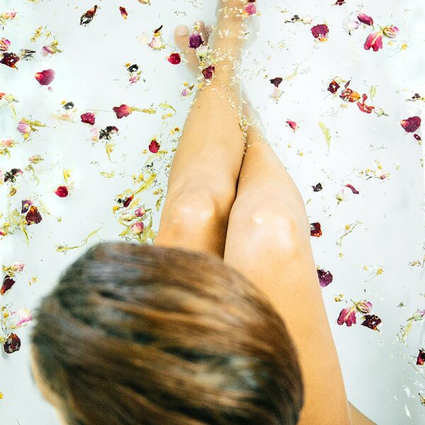 I Want You Naked Rose & Hibiskus Badezusatz