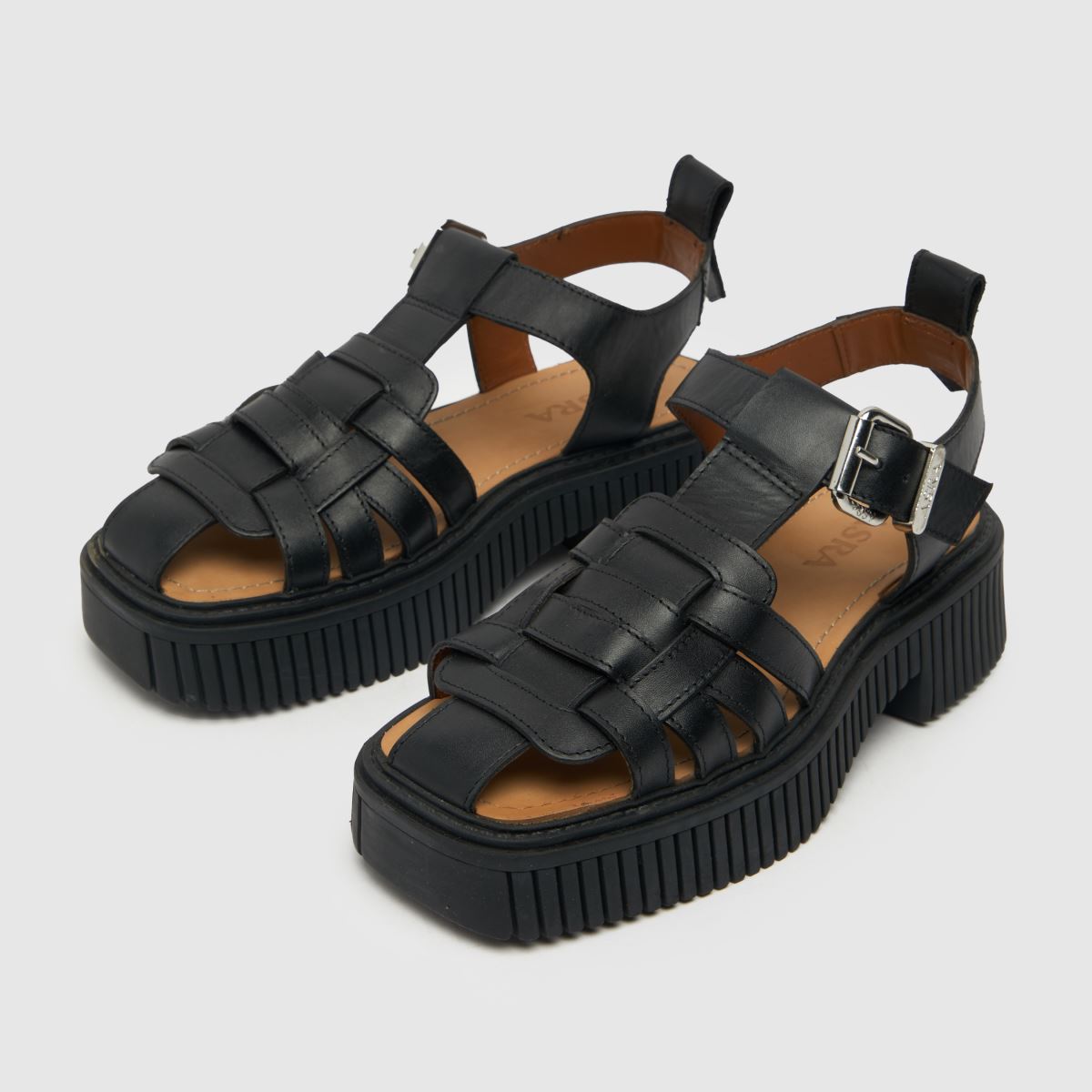 ASRA – Svarta persikofärgade sandaler
