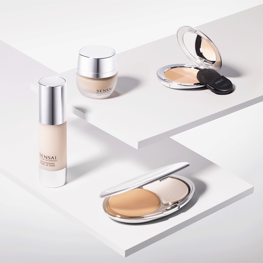 SENSAI Cellular Performance Total Finish SPF15
