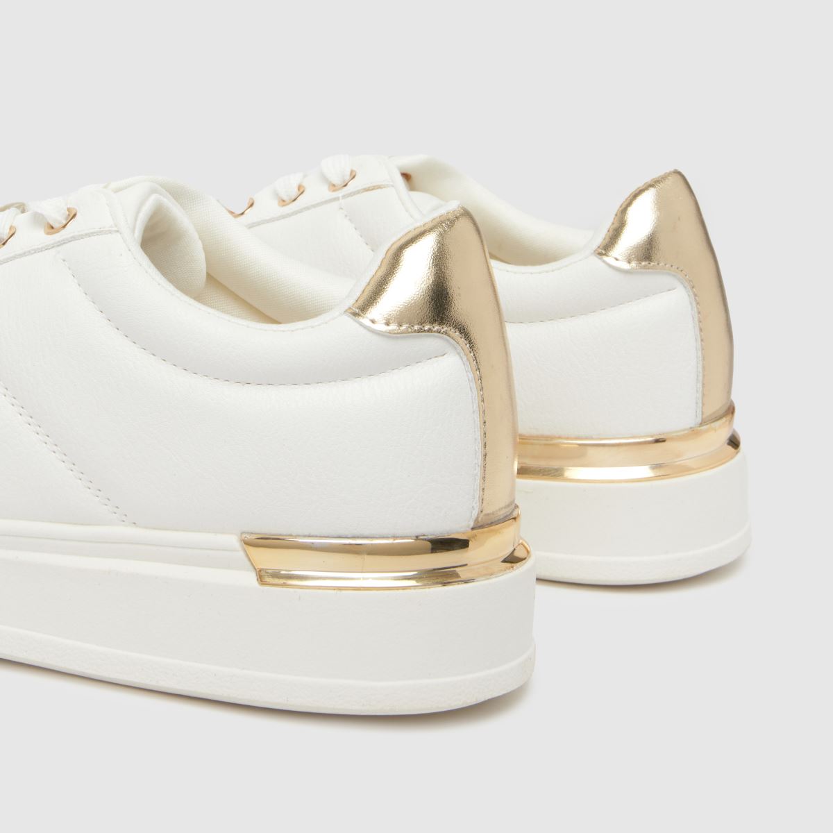 Schuh Maya Hardware sportcipők fehér színben