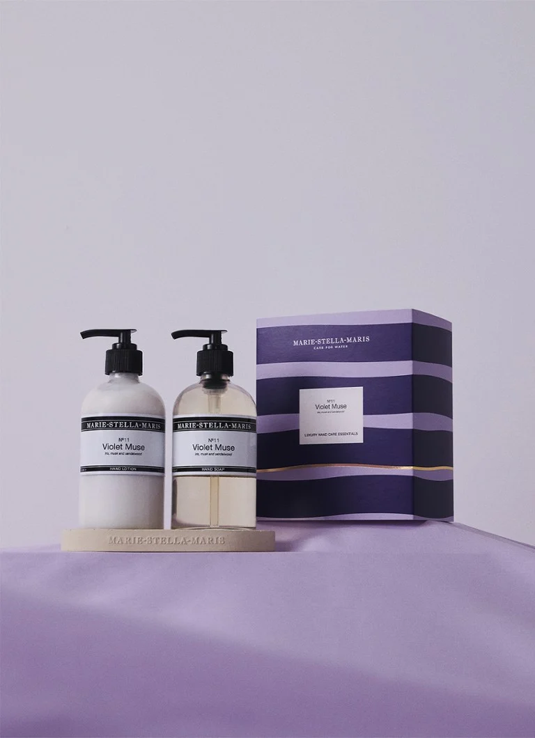 Set de îngrijire a mâinilor Violet Muse Luxury de Marie-Stella-Maris - Set de îngrijire a mâinilor