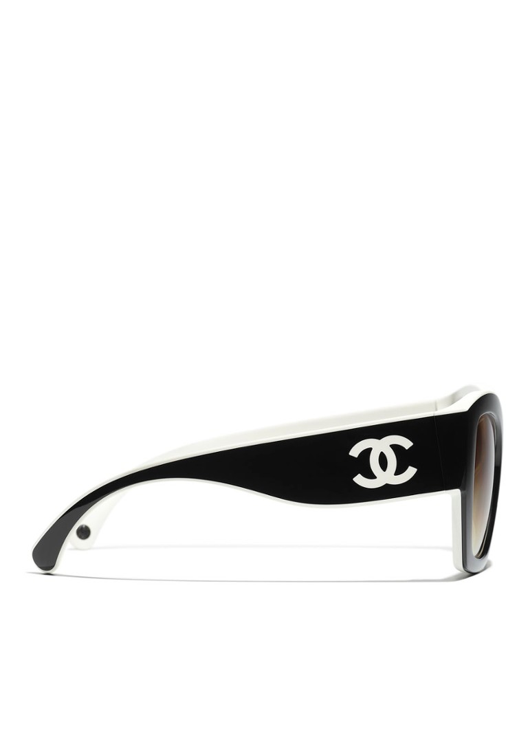Ochelari de soare Chanel în formă de fluture