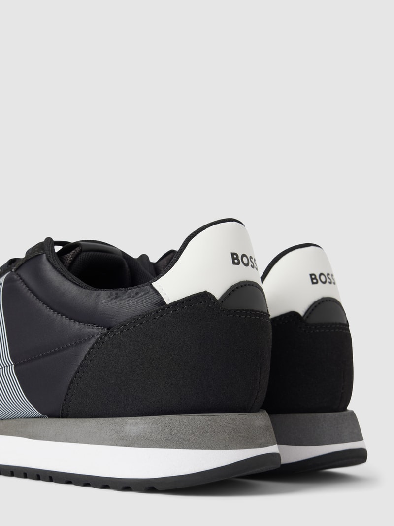 Sneaker mit Label-Details Modell 'Kai' in schwarz
