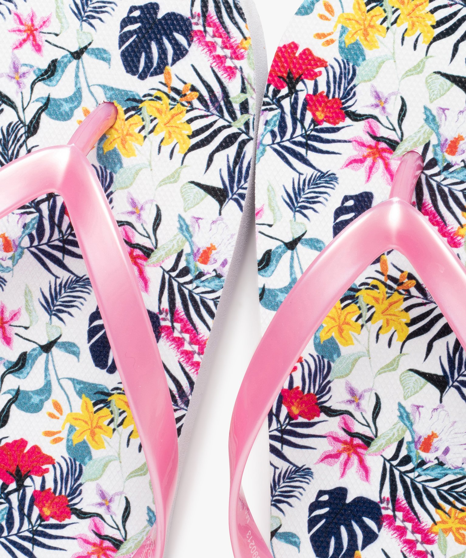 Tongs femme à semelle imprimée et fines brides multicolore | GEMO