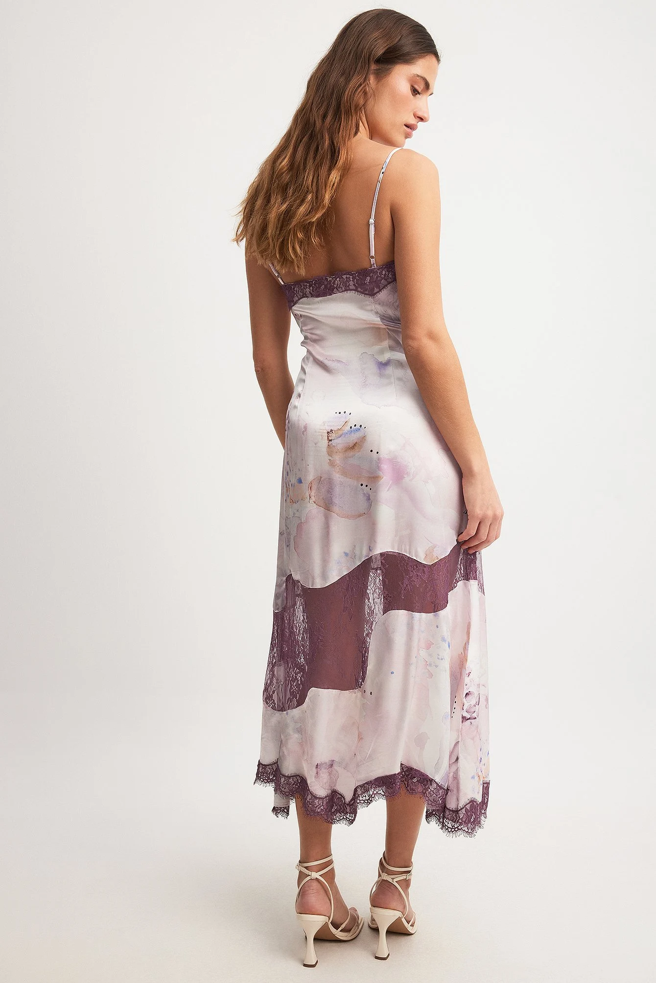 Kleid mit Skulptur-Collagen-Print und Spitzendetails