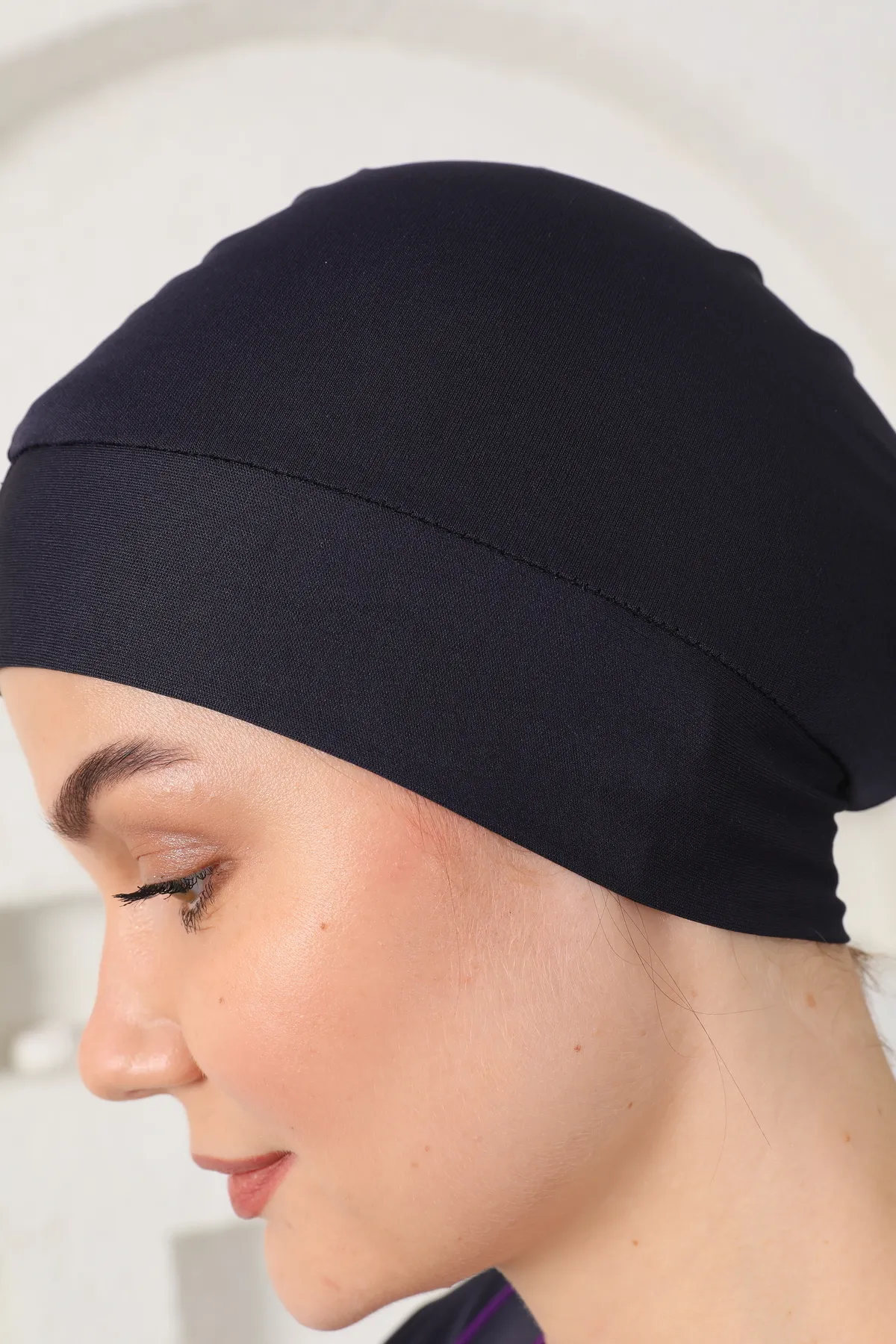 medipek  Halbbedeckter Hijab-Badeanzug in Marineblau