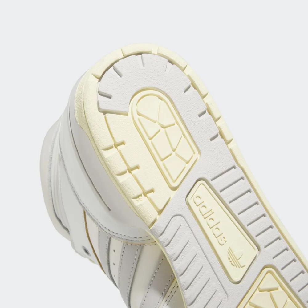 adidas Rivalry Hi FZ6315 / weiss