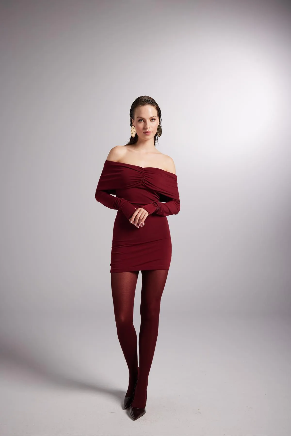 HOLLY LOLLY  Madonna-Kragen gefüttertes Mini-Dreamer-Kleid in Weinrot