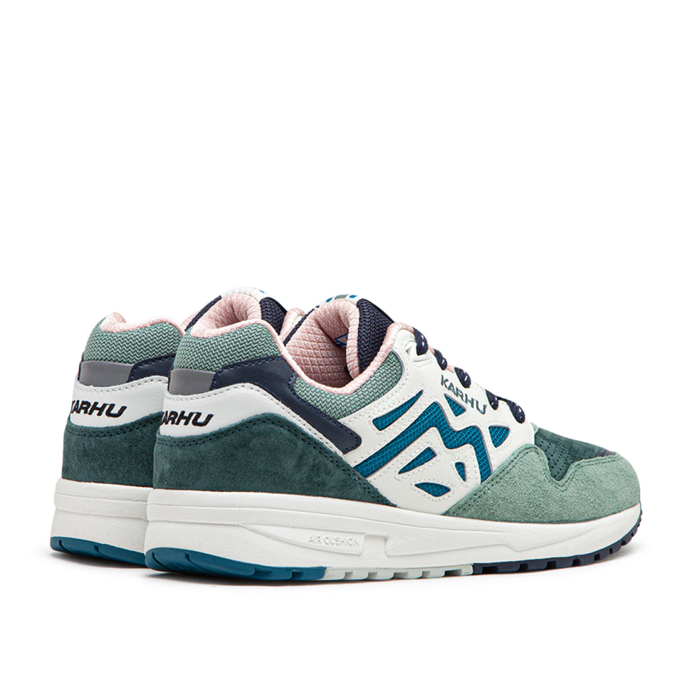 Karhu Legacy 96 F806053 / grün