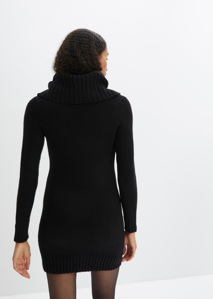 Strickkleid mit Rollkragen und aufgesetzten Taschen
