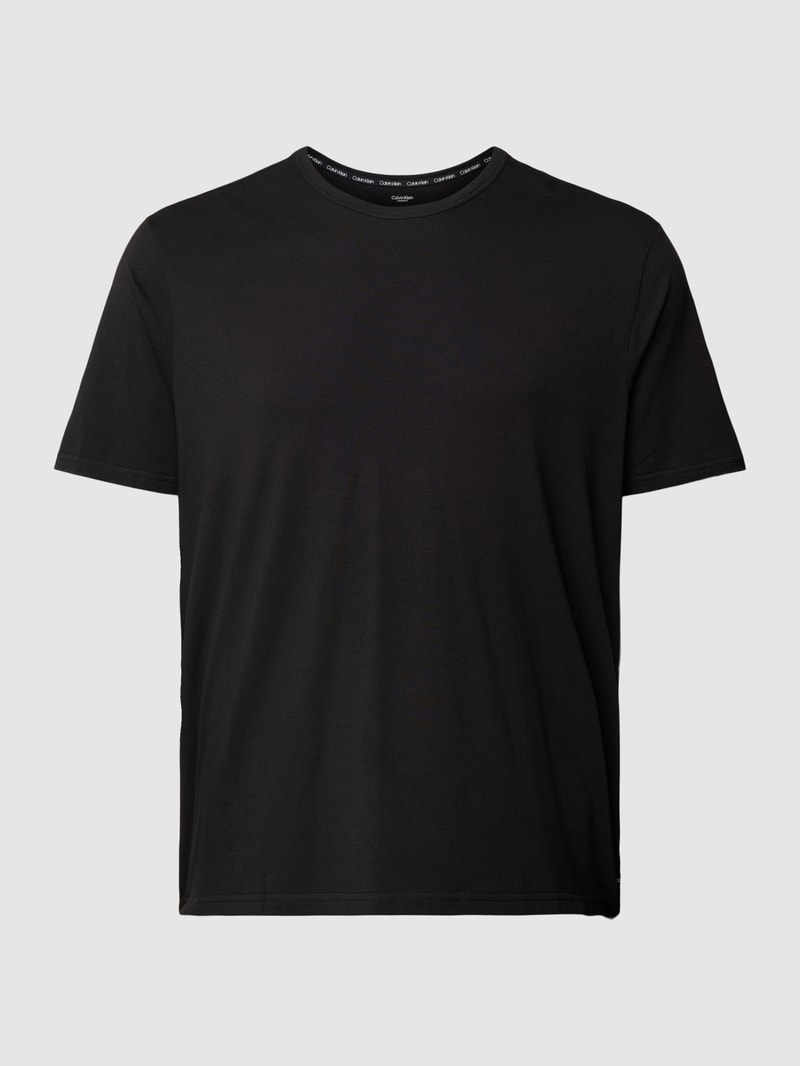 PLUS SIZE T-Shirt mit geripptem Rundhalsausschnitt in schwarz