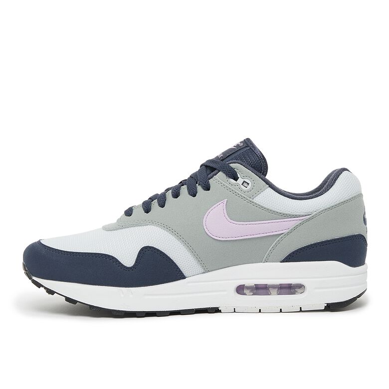 NIKE Air Max 1 