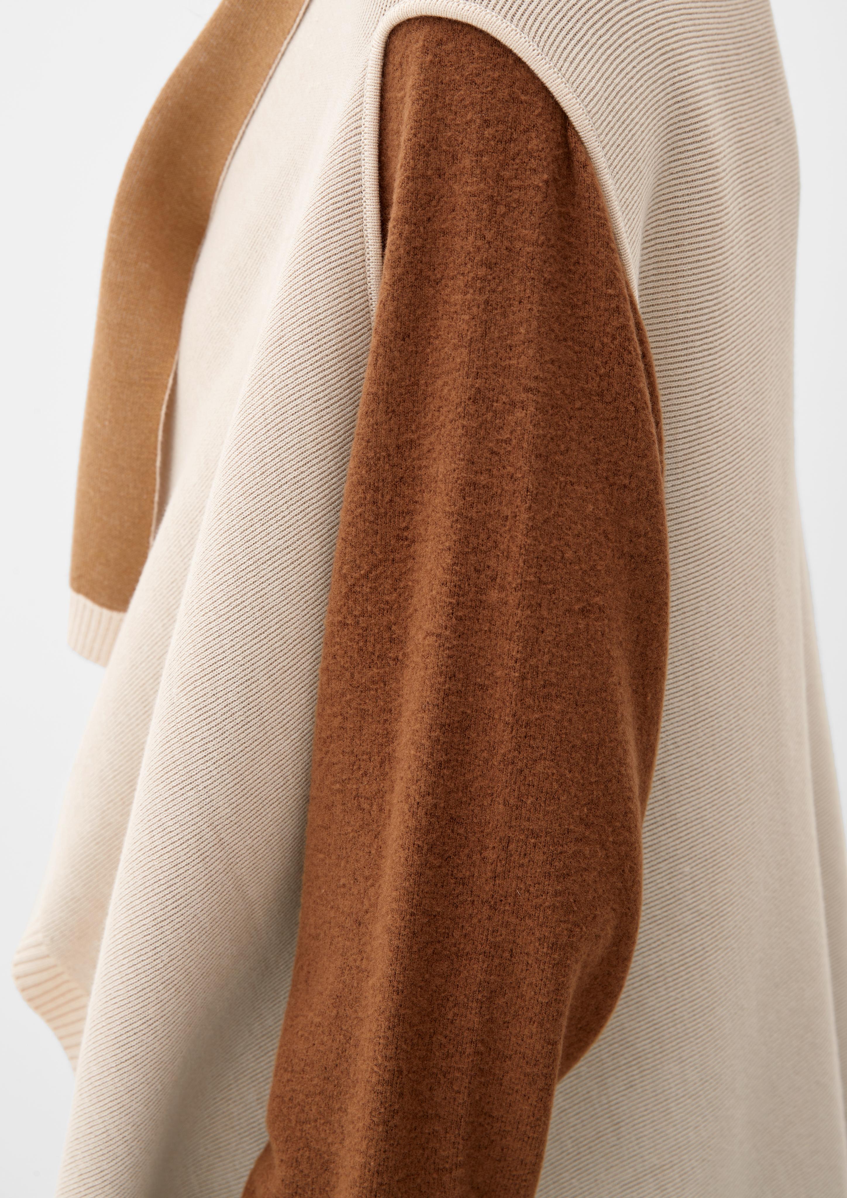 Poncho aus Viskosemix  2121426-8100