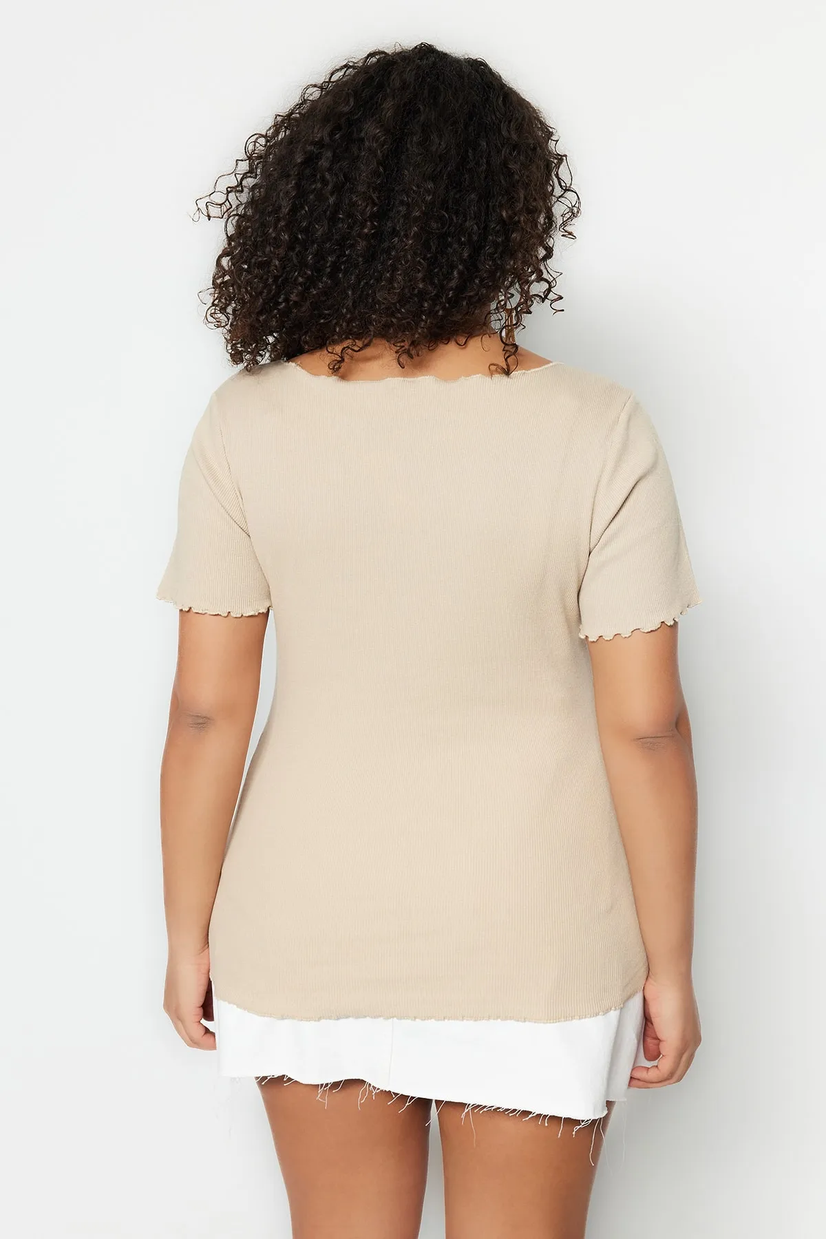 Trendyol Curve  Stone Corded U-Neck Strick-T-Shirt TBBSS23BF00010