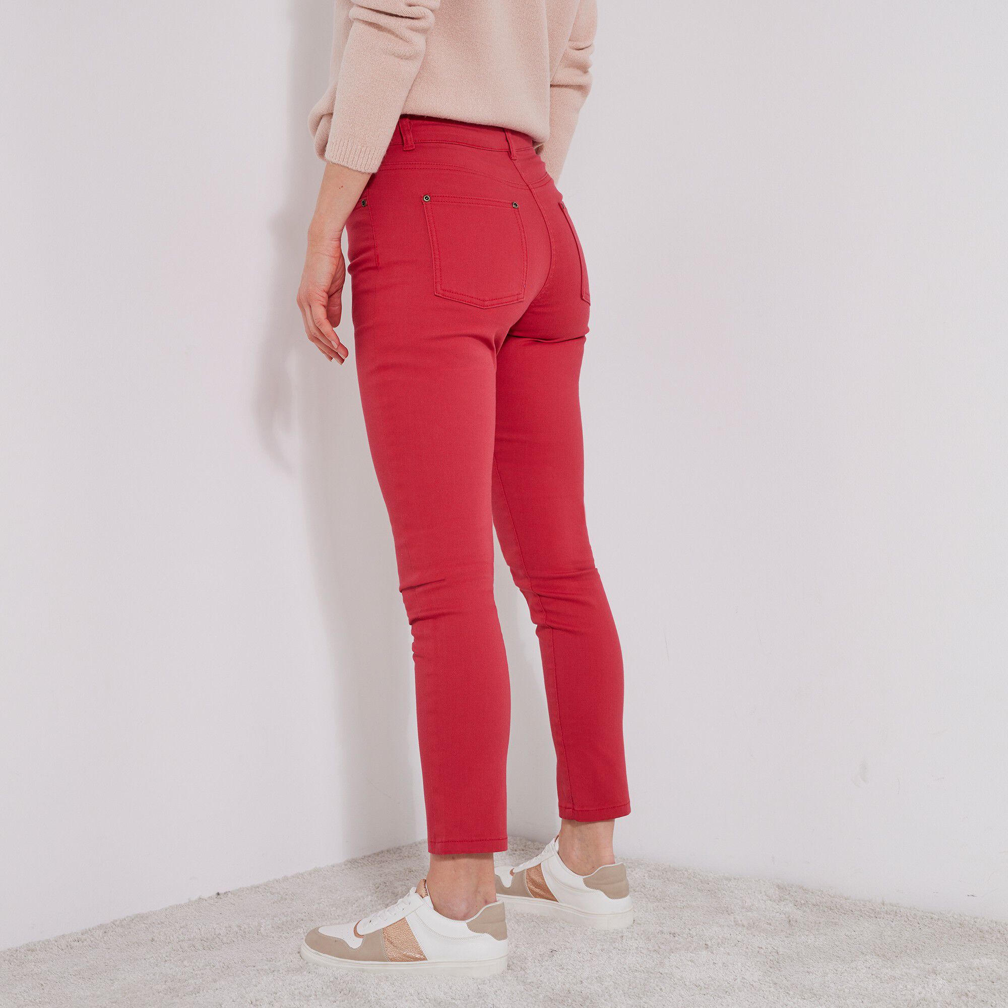 Pantalon 7/8ème fuselé stretch uni