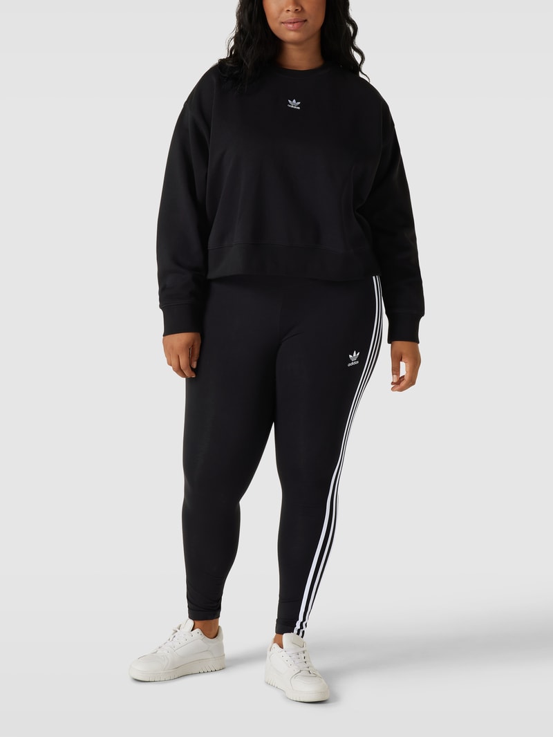 PLUS SIZE Sweatshirt mit Label-Stitching in schwarz