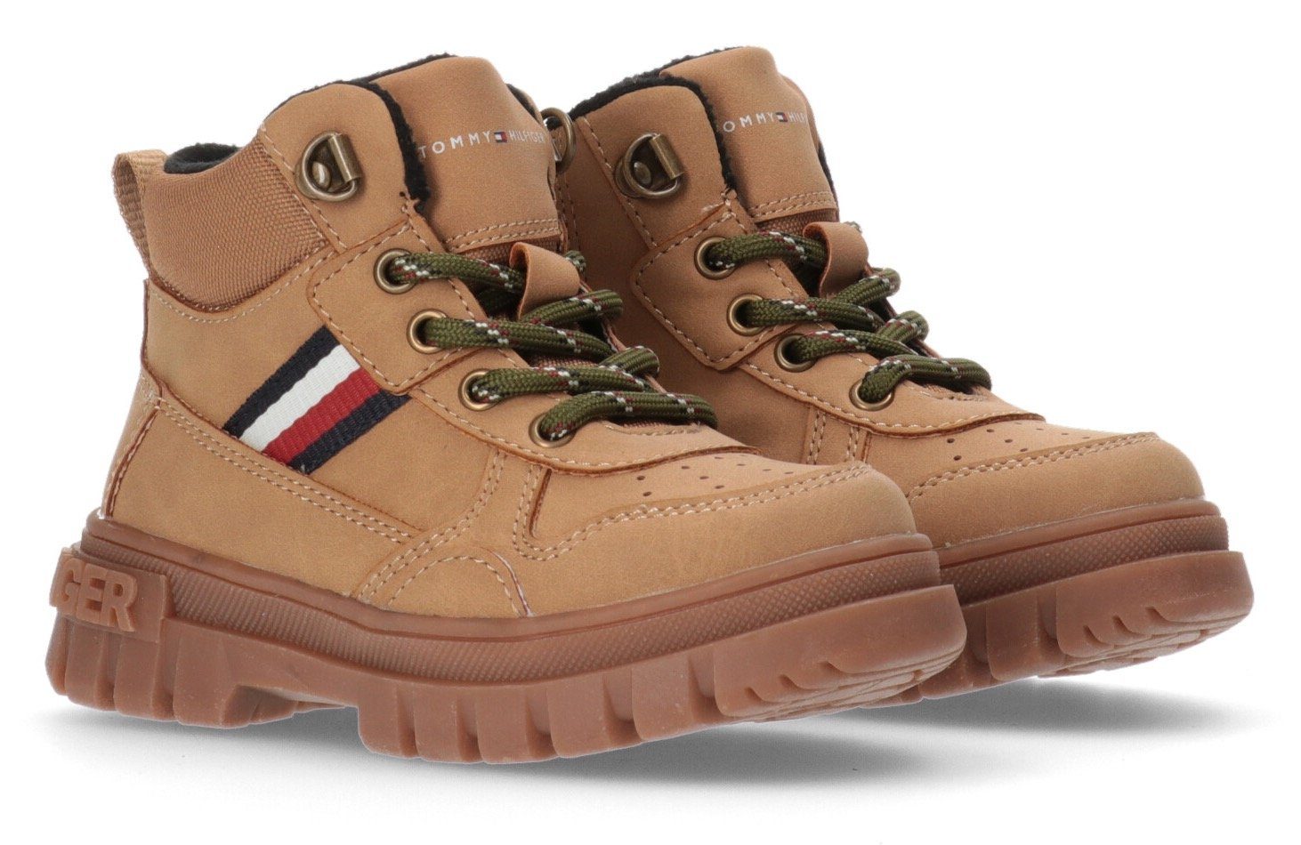 Tommy Hilfiger LACE-UP BOOTIE Schnürboots mit auffälligem Logoschriftzug an der Laufsohle