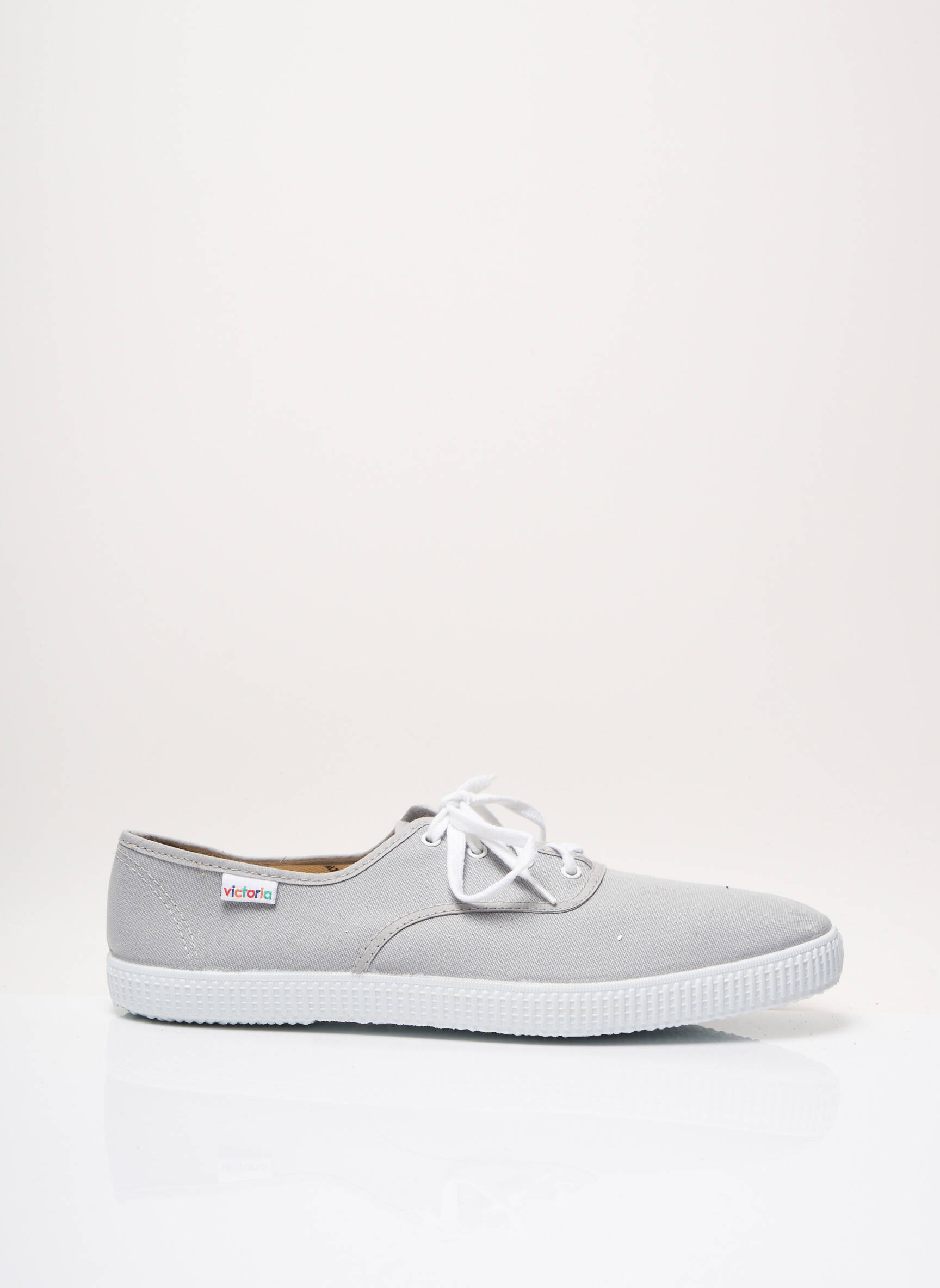 Victoria Baskets Unisexe couleur gris