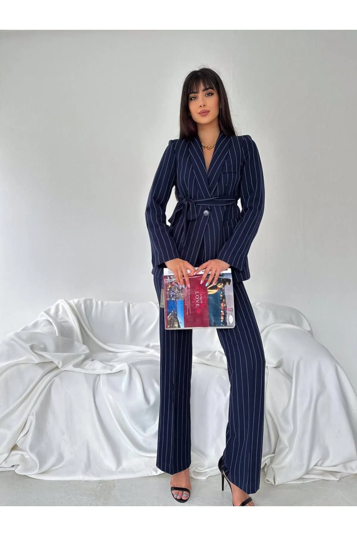 ZF BUTİK  Anzug aus Jacke und Hose mit Gürtel und Streifen