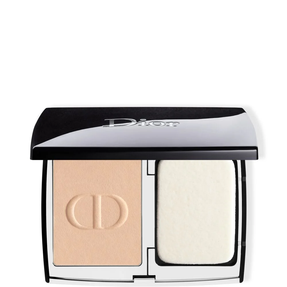 Kompaktný make-up Dior Forever Natural Velvet