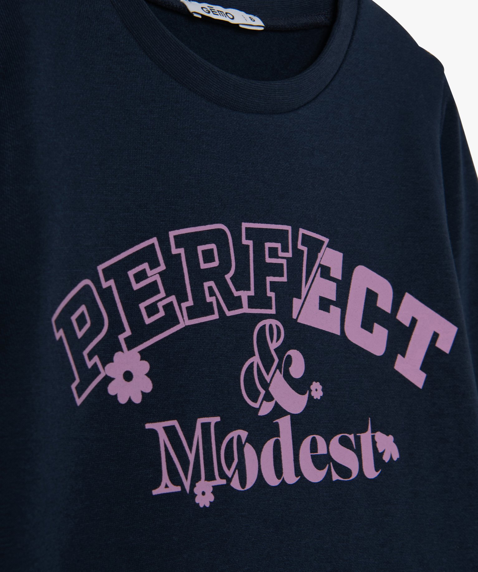 Sweat molletonné avec motif et message fille marine | GEMO