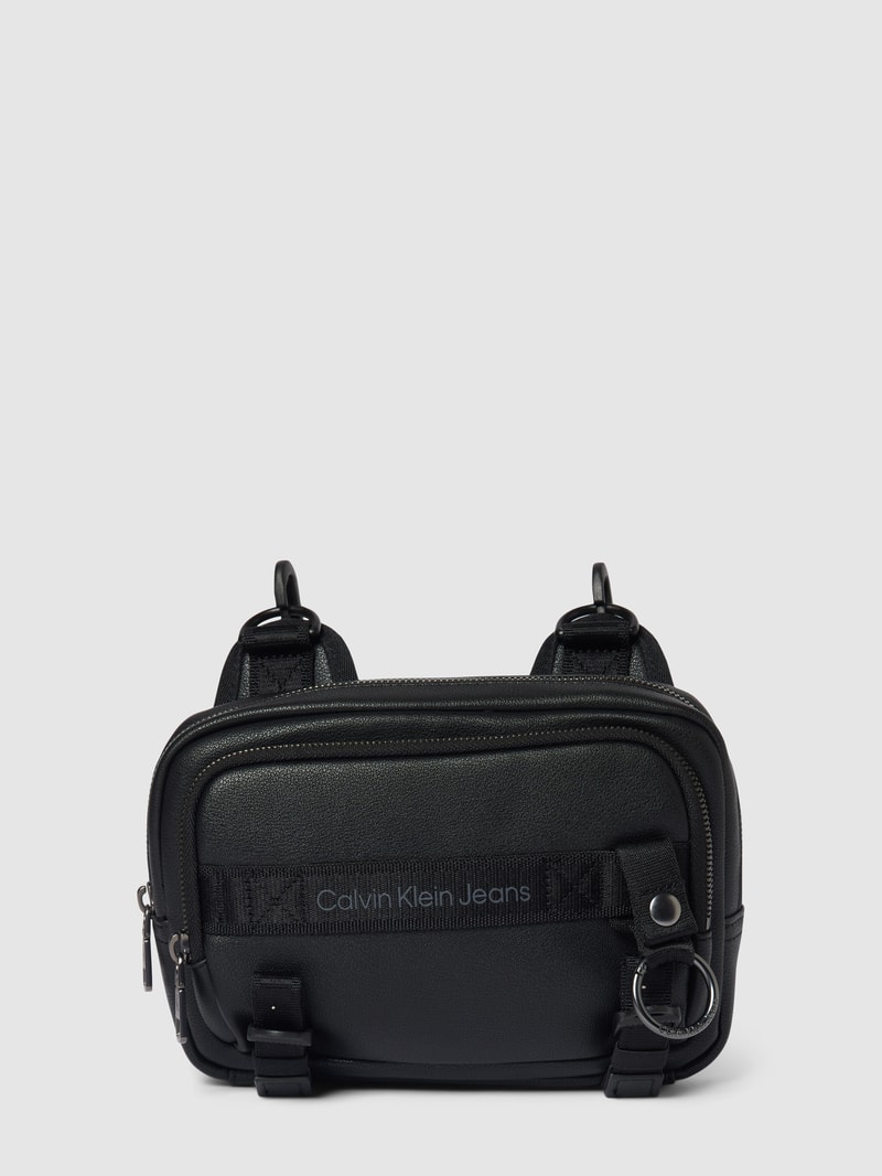 Bauchtasche mit Label-Print Modell 'EXPLORER' in schwarz