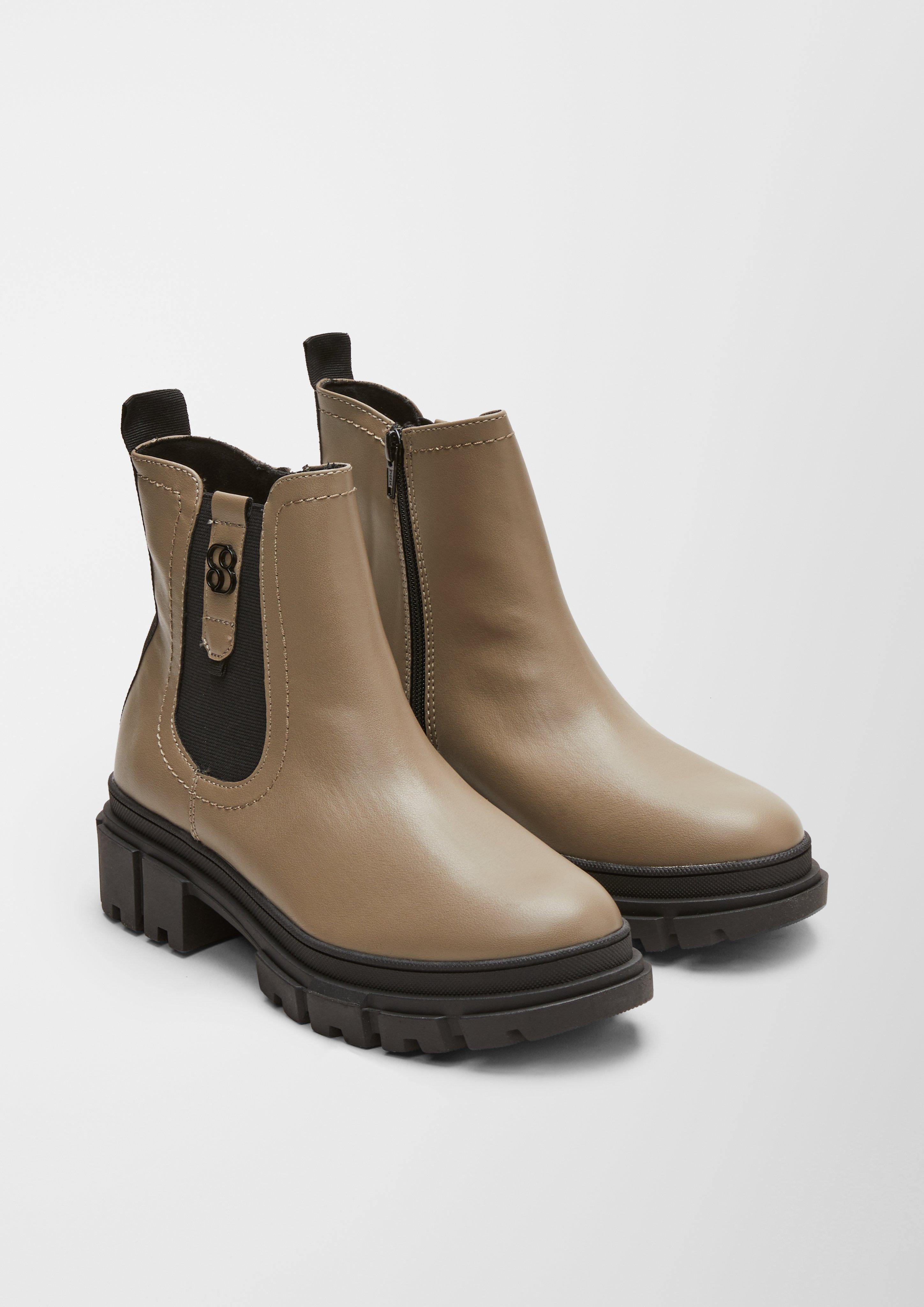 Chelsea Boots aus Lederimitat  6006471-341